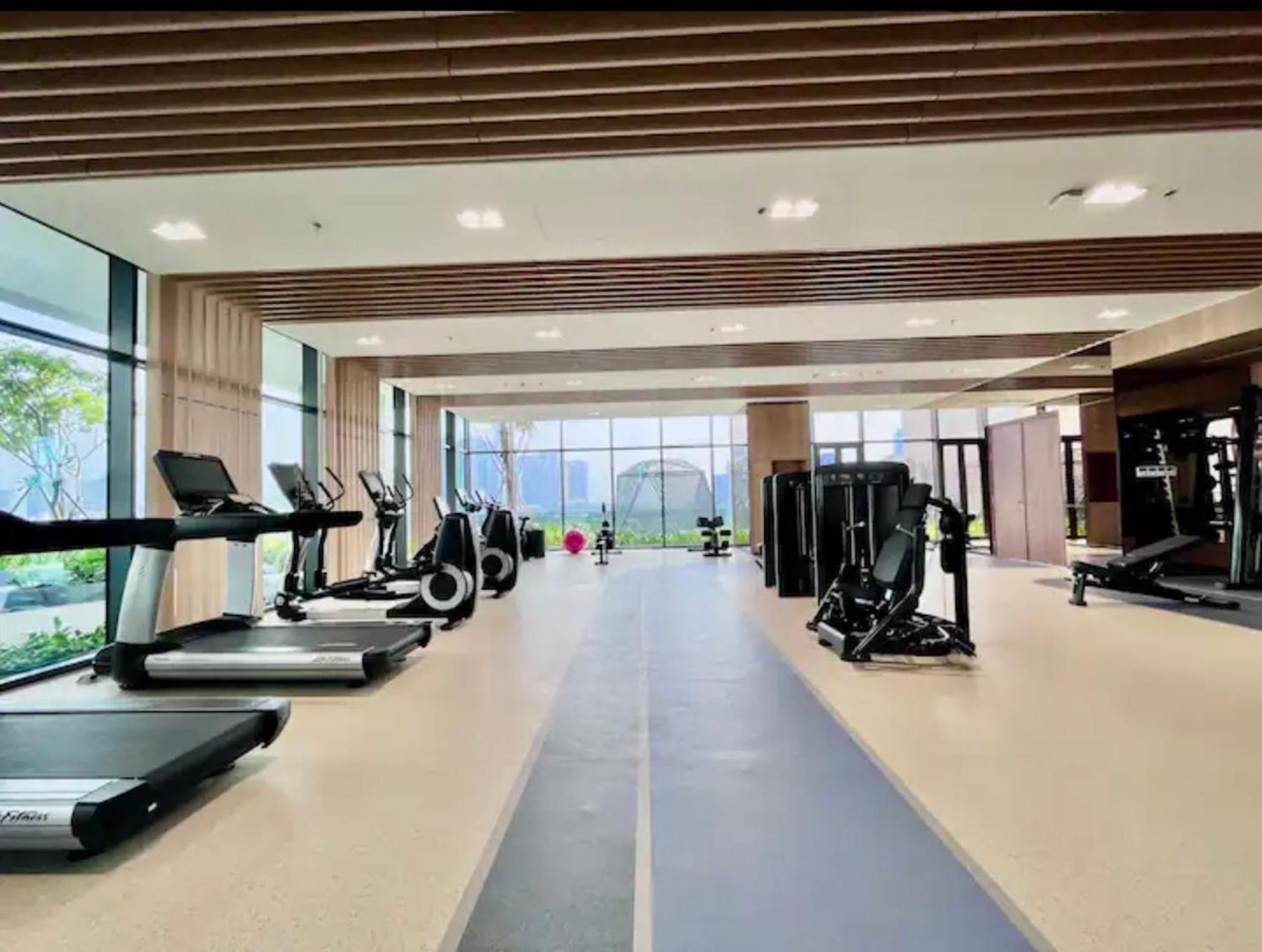The Metropole -Complex "Opera, Crest, Galleria " -Free Pool-Gym-Sauna Room-Yoga Room Ho Chi Minh-stad Buitenkant foto