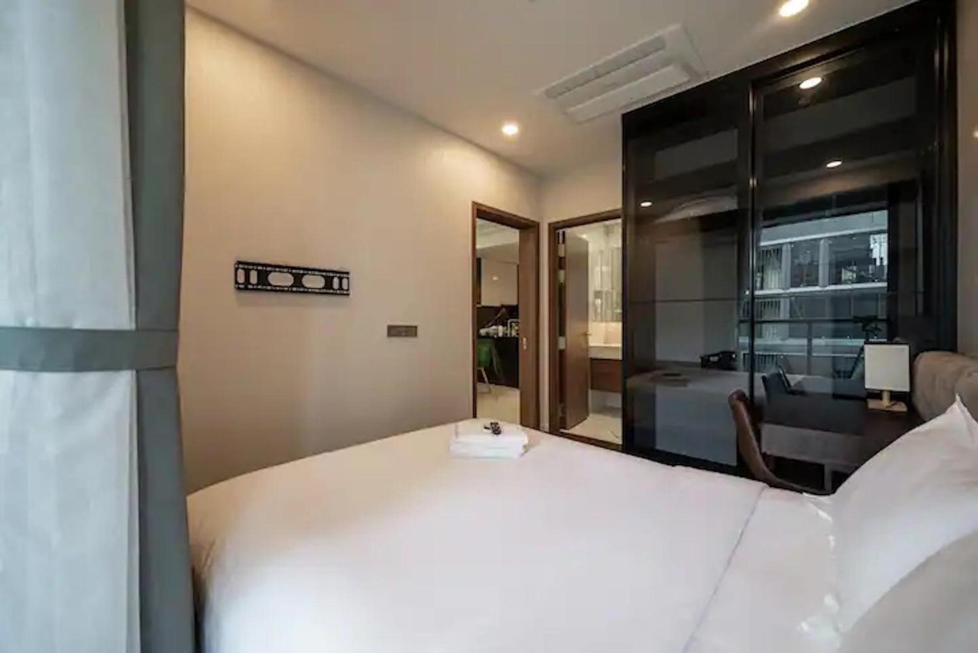 The Metropole -Complex "Opera, Crest, Galleria " -Free Pool-Gym-Sauna Room-Yoga Room Ho Chi Minh-stad Buitenkant foto
