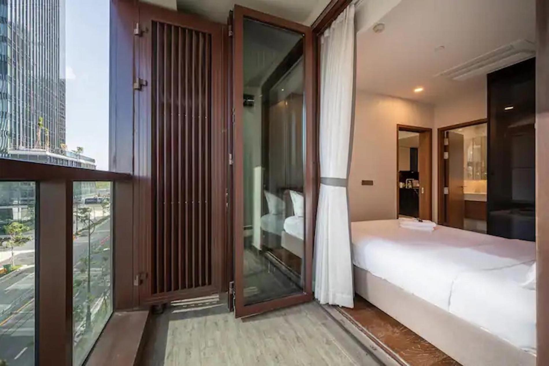 The Metropole -Complex "Opera, Crest, Galleria " -Free Pool-Gym-Sauna Room-Yoga Room Ho Chi Minh-stad Buitenkant foto