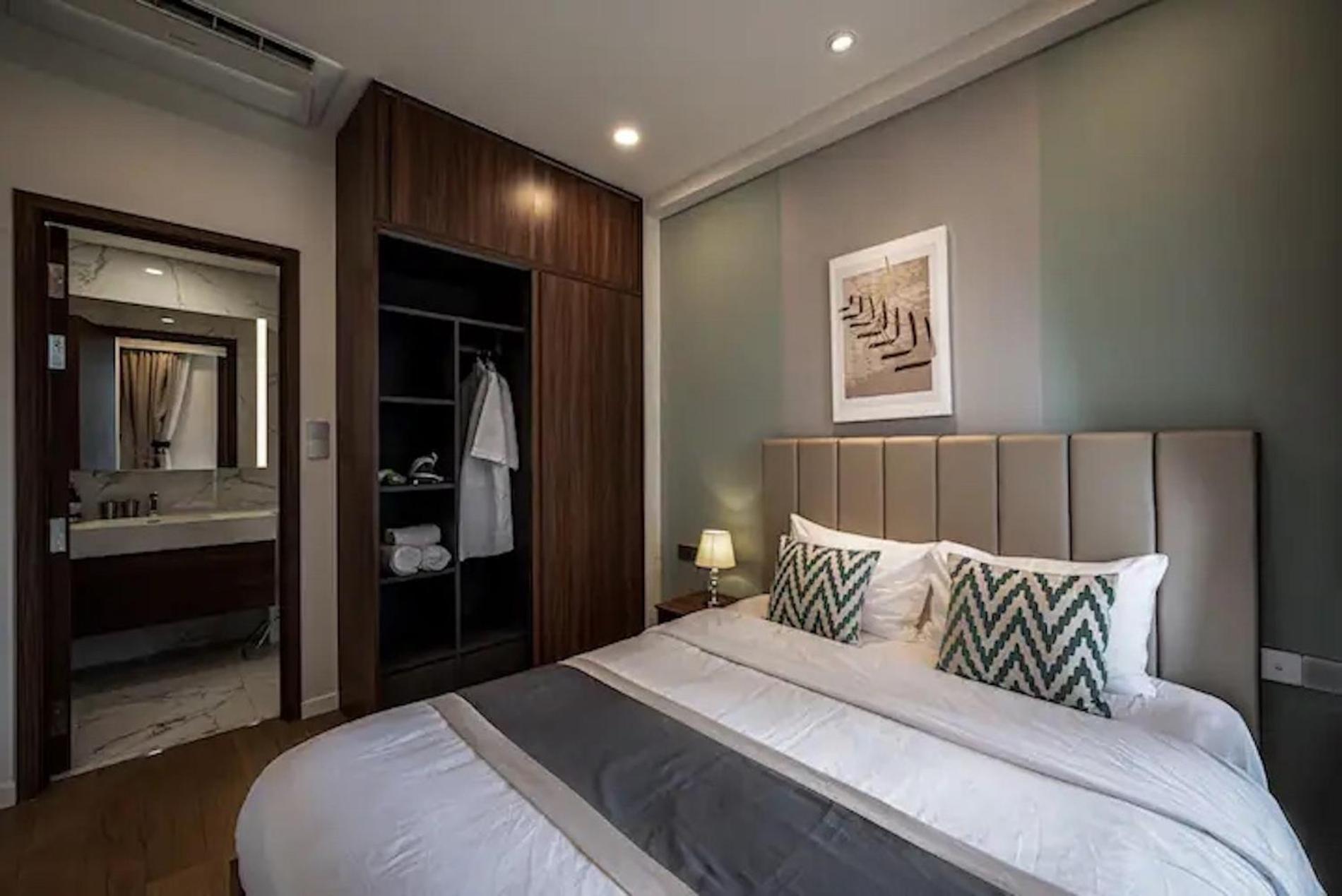 The Metropole -Complex "Opera, Crest, Galleria " -Free Pool-Gym-Sauna Room-Yoga Room Ho Chi Minh-stad Buitenkant foto